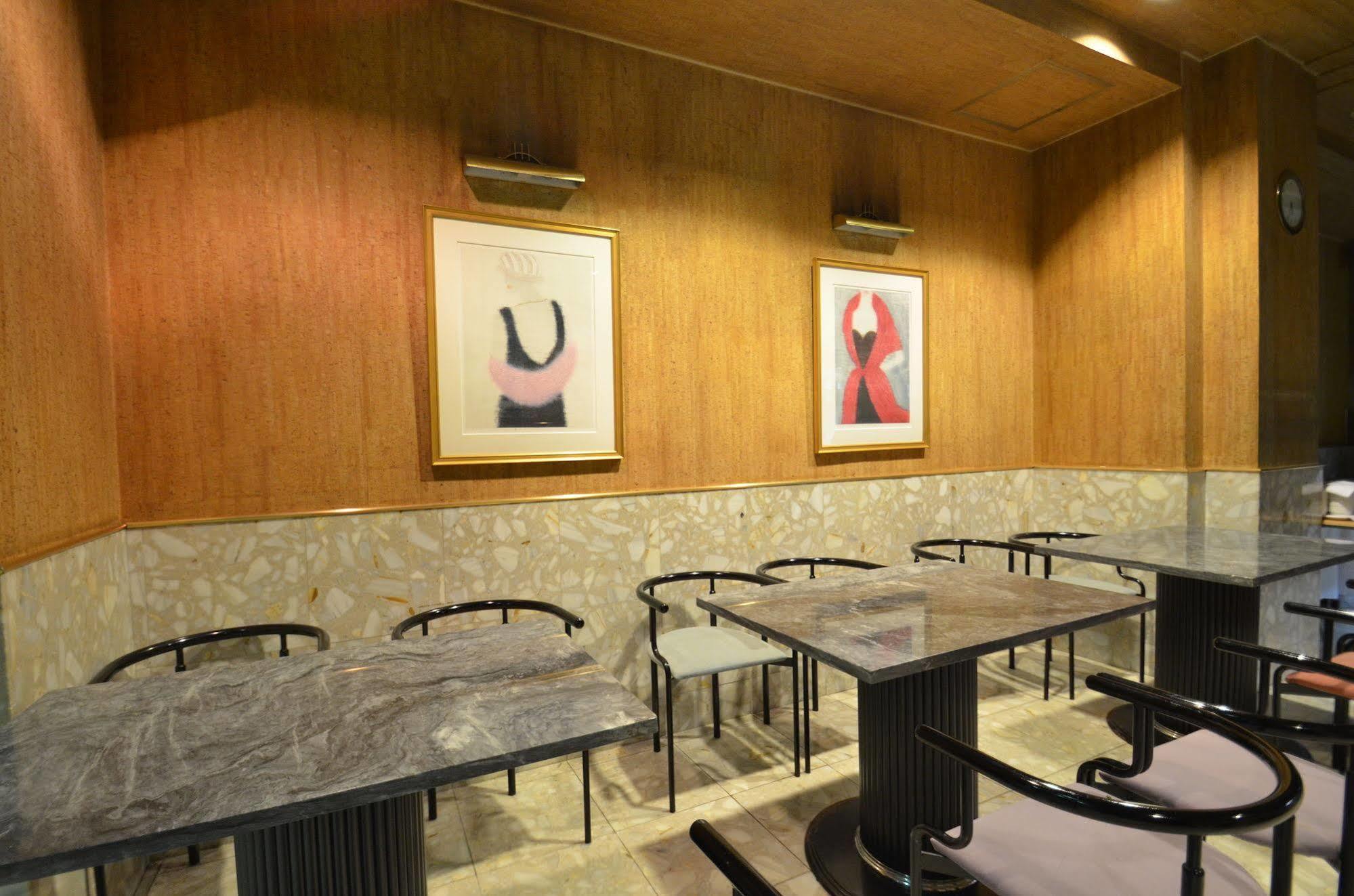 Select Inn Nagoya Iwakura Eki-Mae Εξωτερικό φωτογραφία